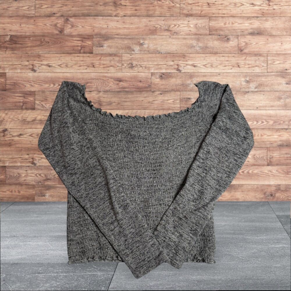 OFF THE SHOULDER SMOCKED TOP SMALL